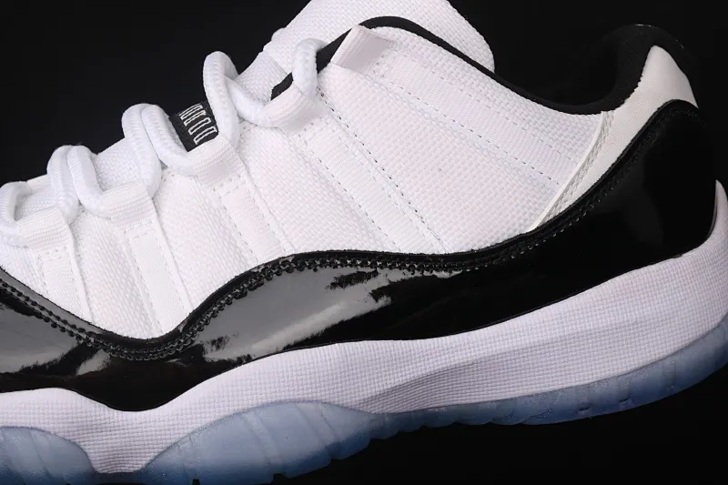 All categories Air Jordan Jordan series basketball shoes Air Jordan 11 X version Air Jordan 11 Low "Concord" AJ11 Joe 11 white and black genuine carbon 528895-153